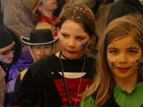 19.02.09-kinderfasnachtnwl135.jpg