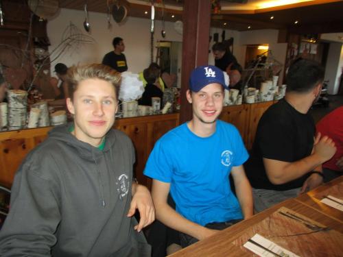 img_2285_web.jpg