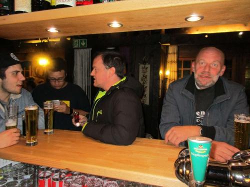 img_2351_web.jpg